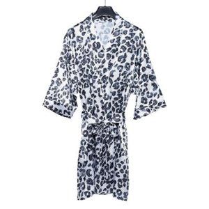 HALLMART COLLECTIBLES  Satin Robe
